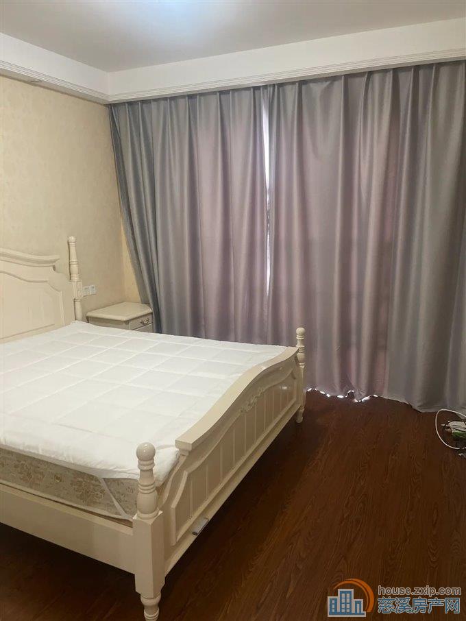 智慧谷94平152万文锦书包