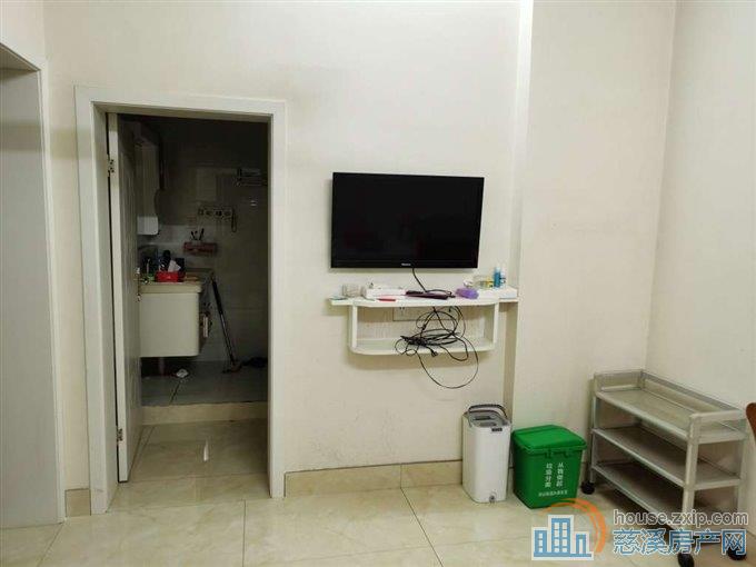 浙师大XQ房金山西区2楼精装68万直接