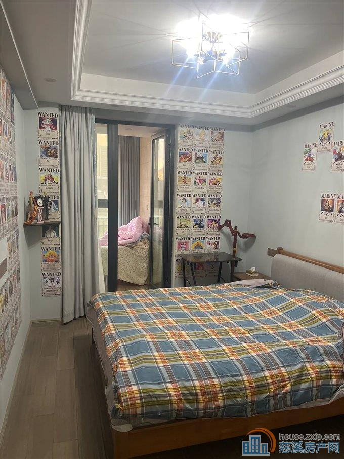 界牌新村 豪装 带车位 满五唯一