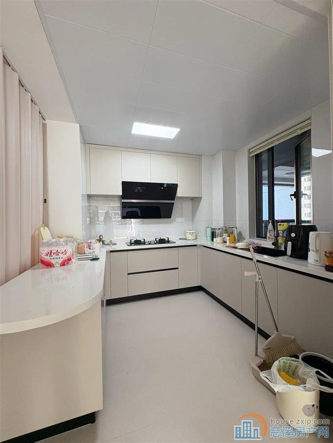 碧桂园紫阙台117平195.8万精装修