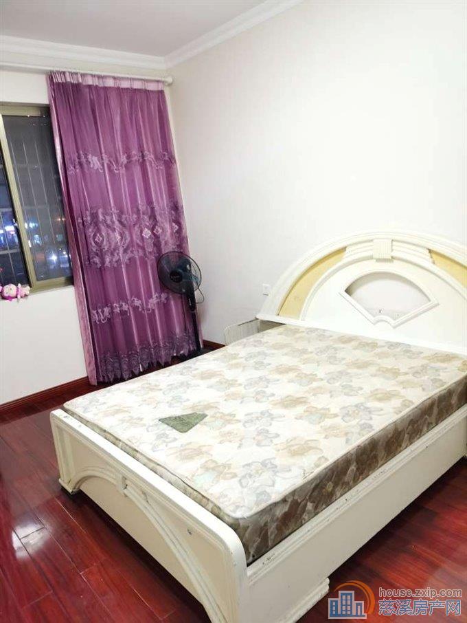 浙师大XQ房金山西区2楼精装68万直接