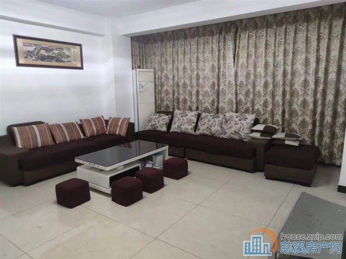 鸿都大厦110平2室精装2800元直