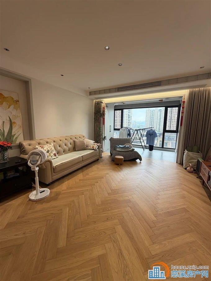 悦华府 精装修 独门独户 精装修