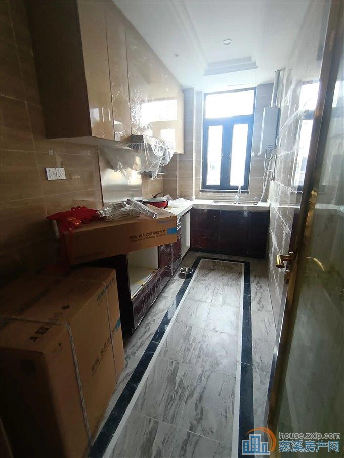 余姚恒大河悦府 精装复式洋房 带露台