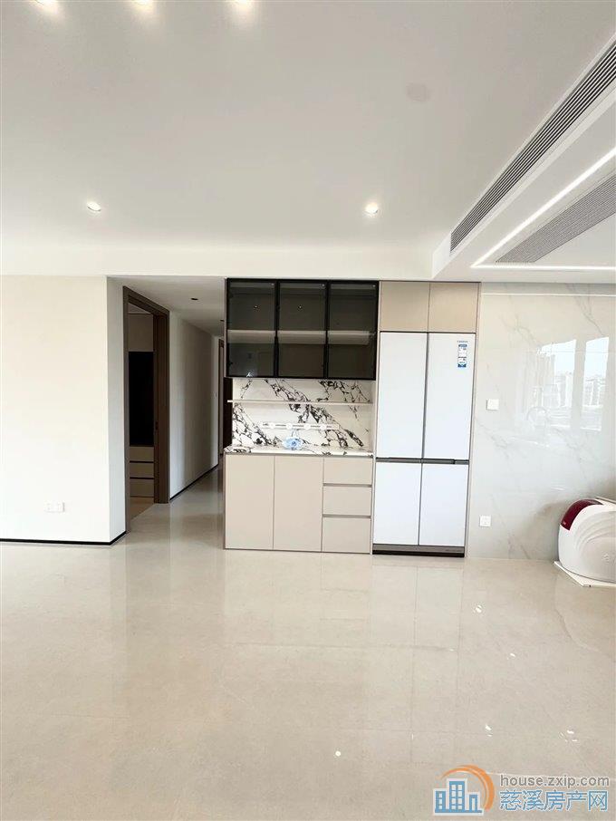 中海湖心半岛花苑  全新精装  明月湖