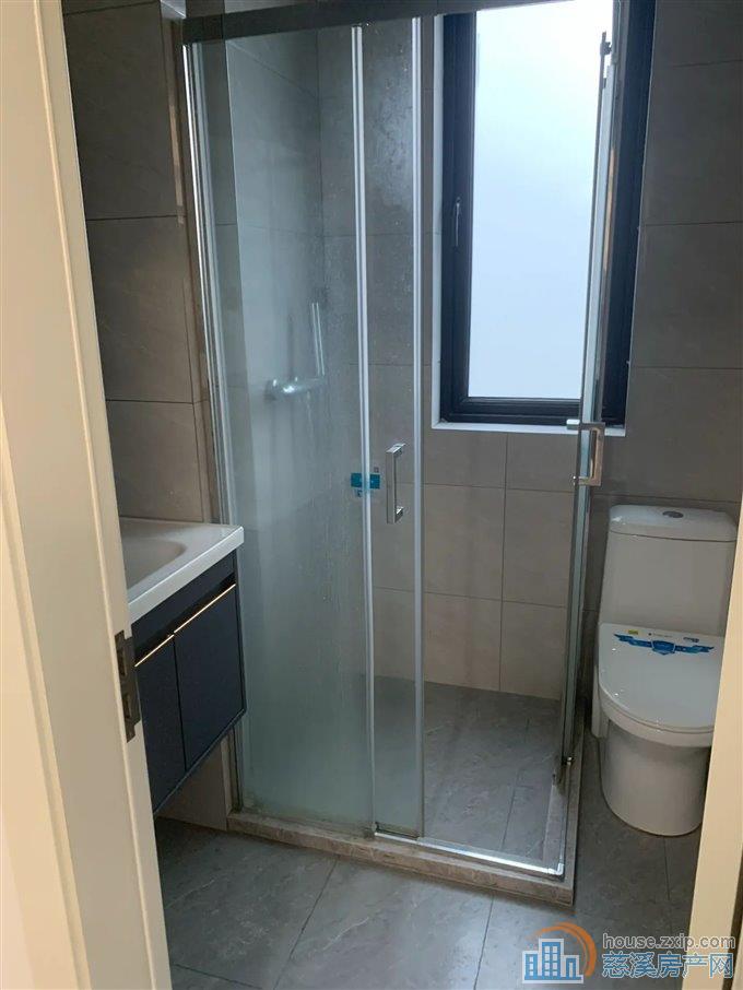 出租青樾府3300元