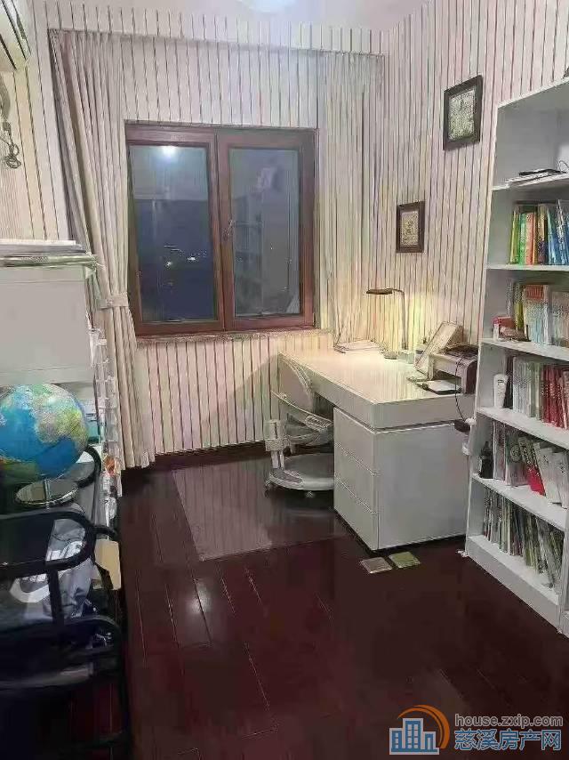 和润公寓楼层佳127平三室精装145万