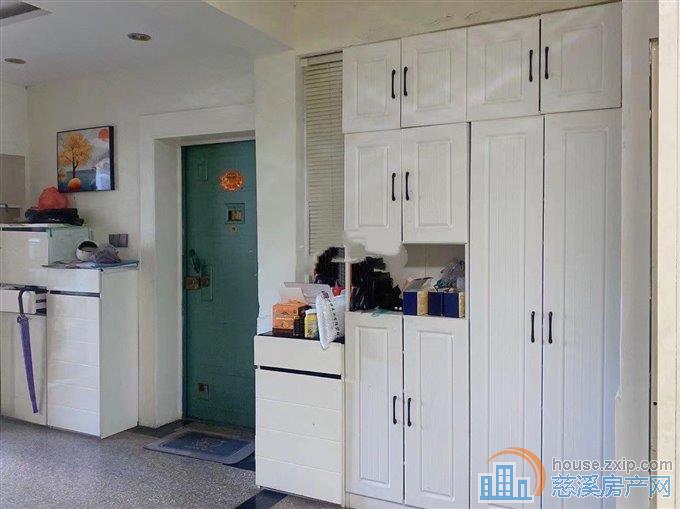 施山综合楼106.7平方75万直接