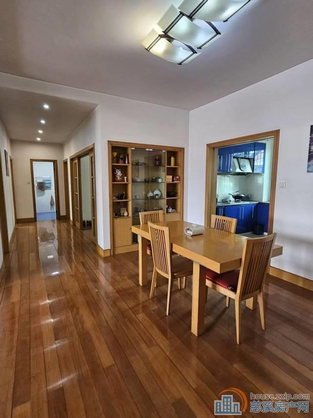 虞波北苑5楼156平精装85.8万