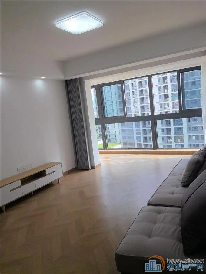 出租碧桂园紫阙台4000元