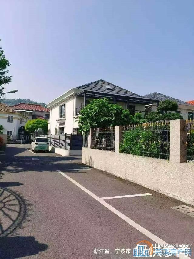 阳光花园别墅3通2证226平472.8万