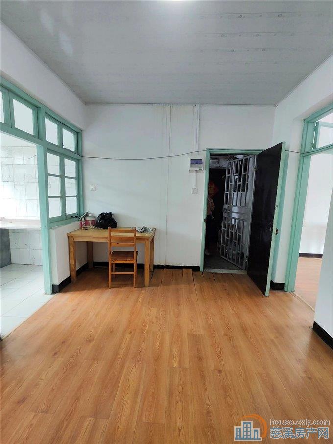 上林无在读 100万 简装两室