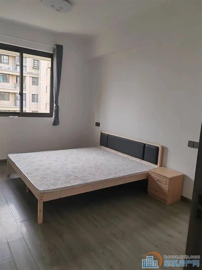 出租尚德家园2000元