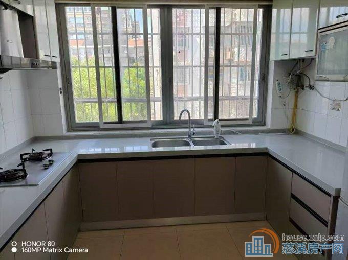 孙塘新村151平带30大车库3楼老精装