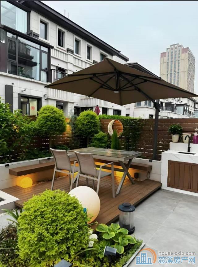 卓越湖樾云著二期下叠190平598万