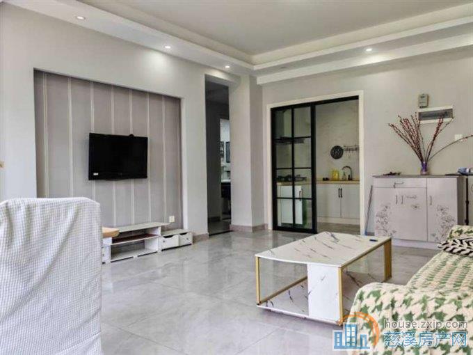 出租鸣北小区2300元