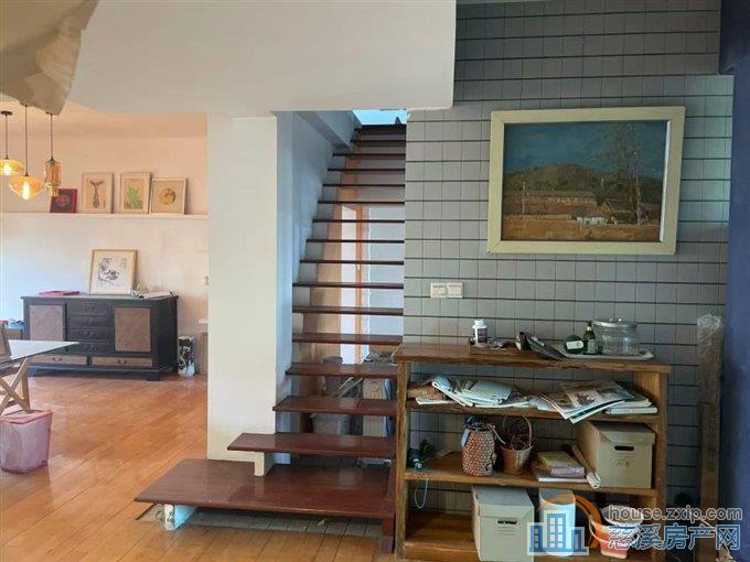 虞波北园精装142平十车库一个