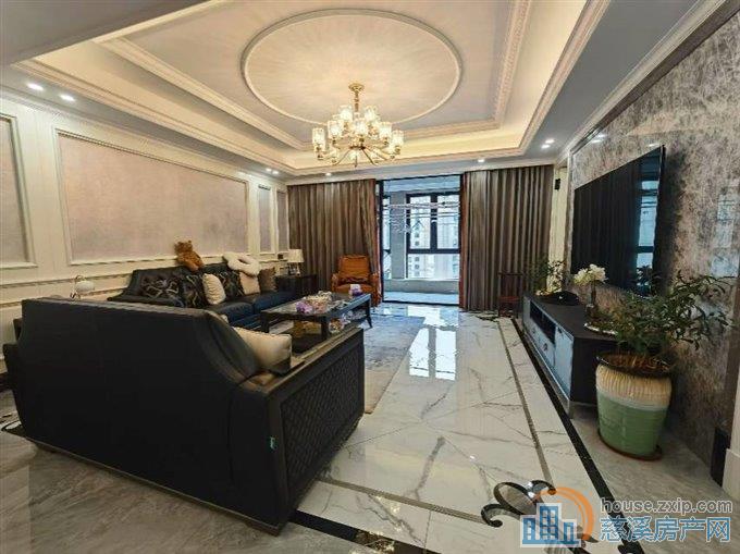 凯旋门黄金楼层176平➕50万车位豪装