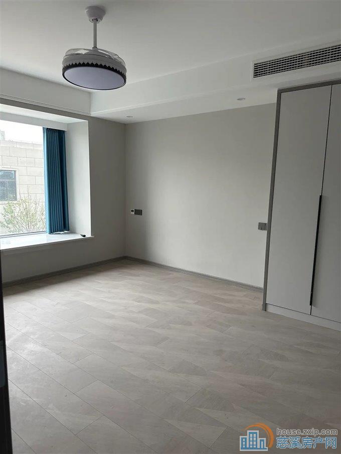 东原芳满庭 精装电梯洋房带车位