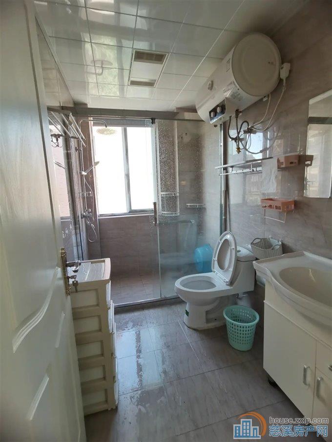 鸣北小区精装修拎包入住