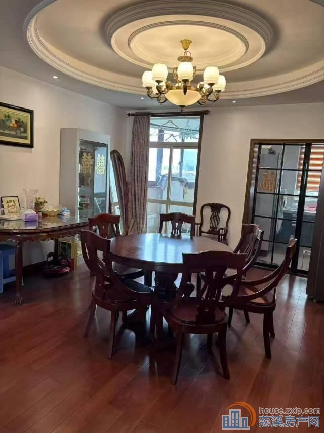 东方明珠洋197平双车位205万直接