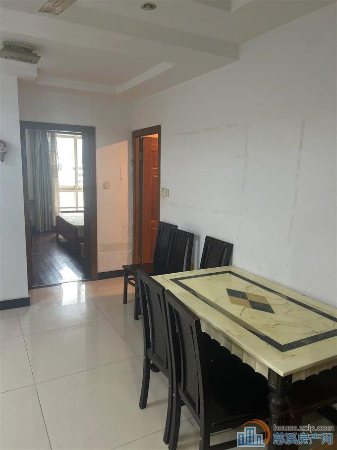 出租景观花苑二期2500元/月