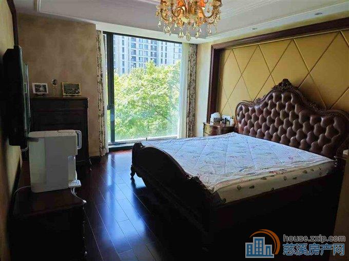 绿城慈园169平豪装带车位308万