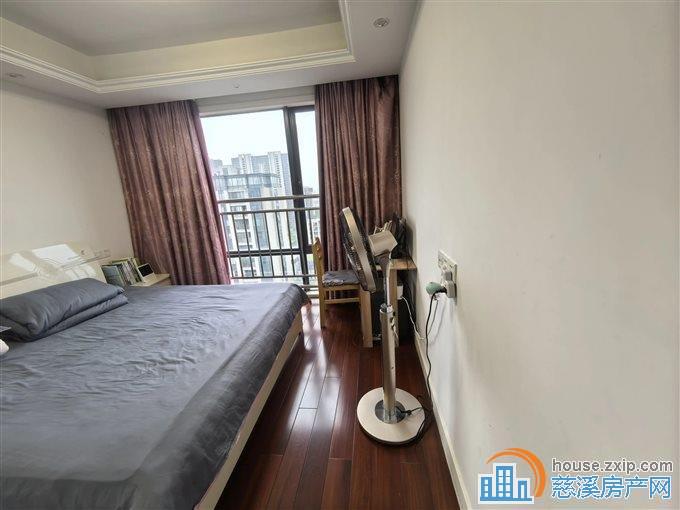 智慧谷 95平精装148万文锦无在读