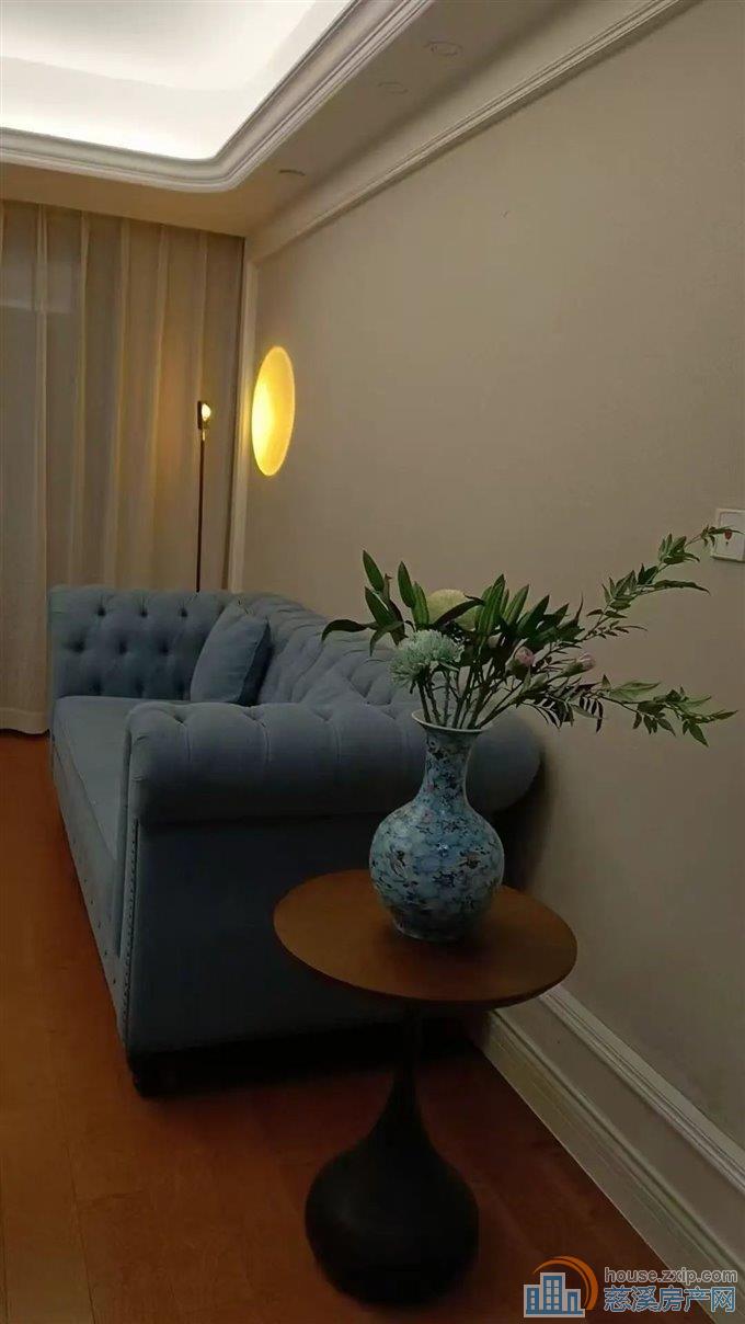 出租复地御溪雅苑二期4800元