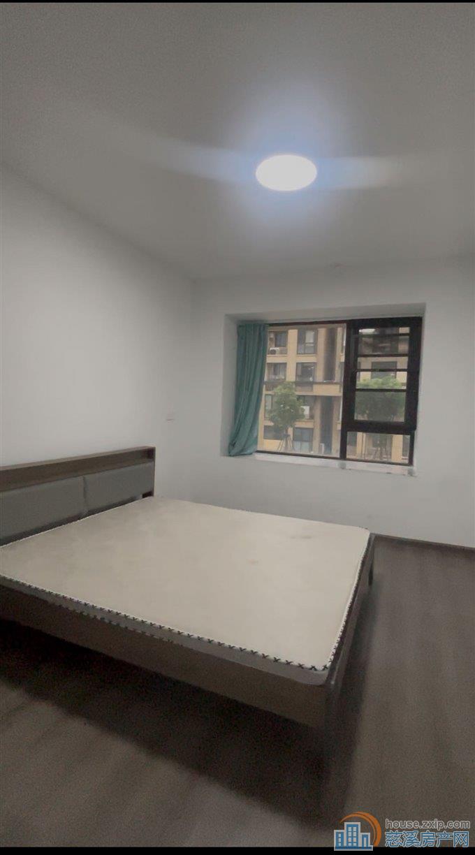 誉林府电梯洋房95平165万简装