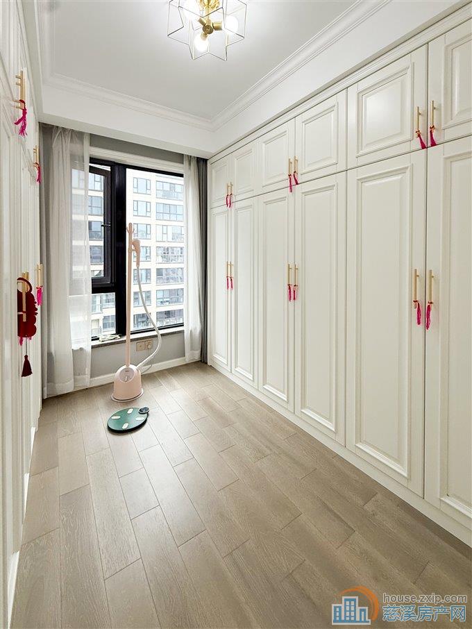 特价 中交盛湖美庐 稀缺洋房，婚装