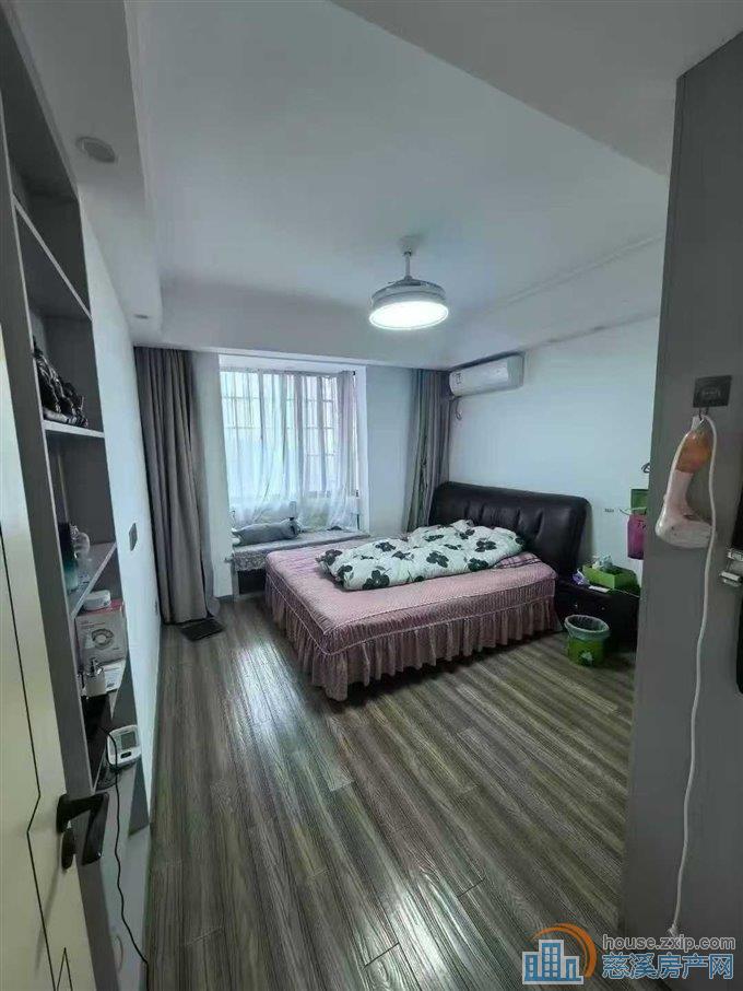 特价出售明月佳苑90平自住精装直接钥匙在