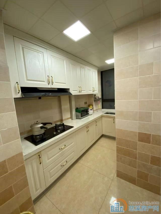 复地精装98平二室一厅一卫带小书房