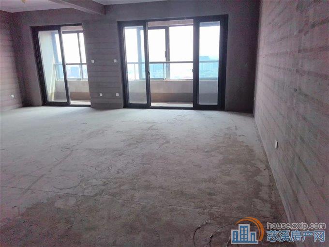 红星檀府140平4室2厅南北通透