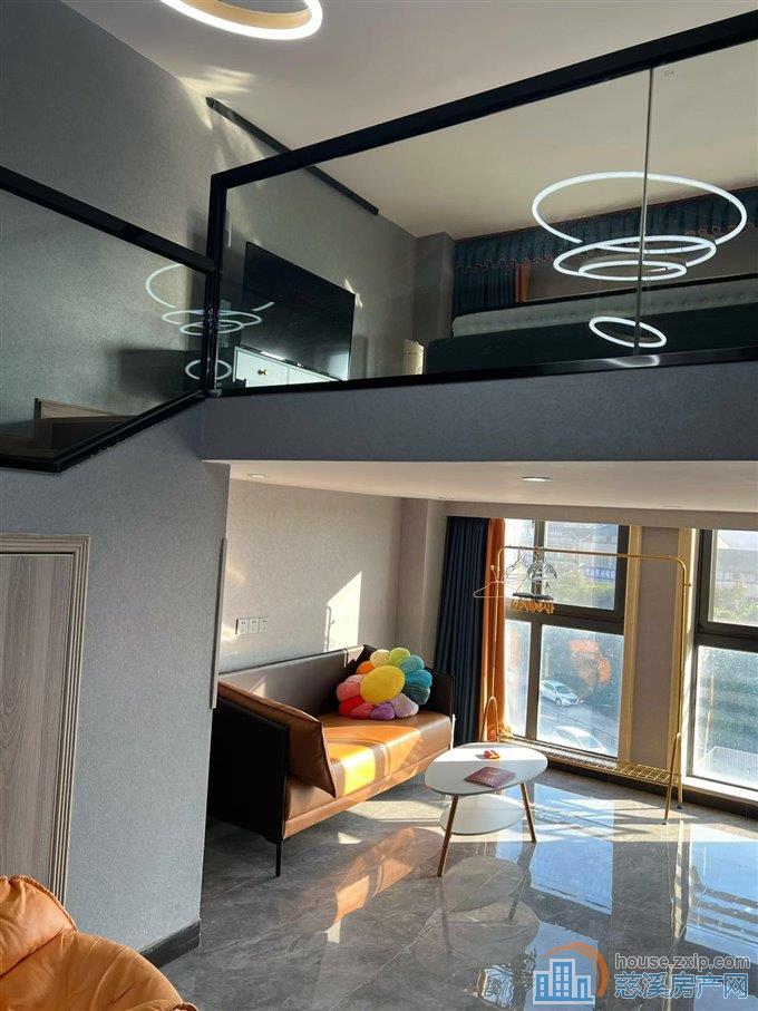 明峰健康城朝南复式56复56全新精装