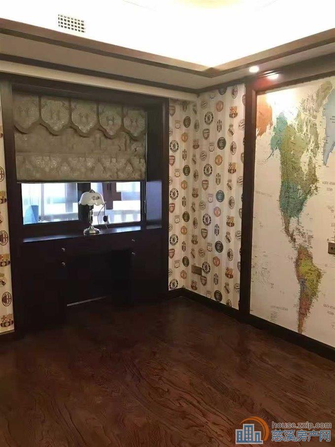 东方明珠恒温楼166平自住精装158.9