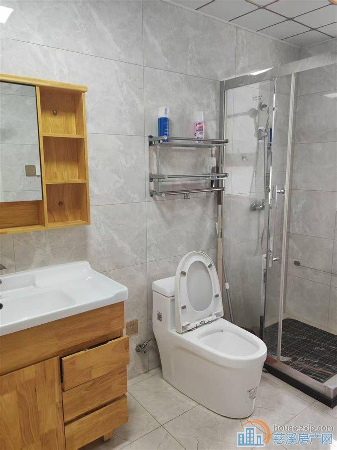 梅林苑2室1卫精装修拎包入住