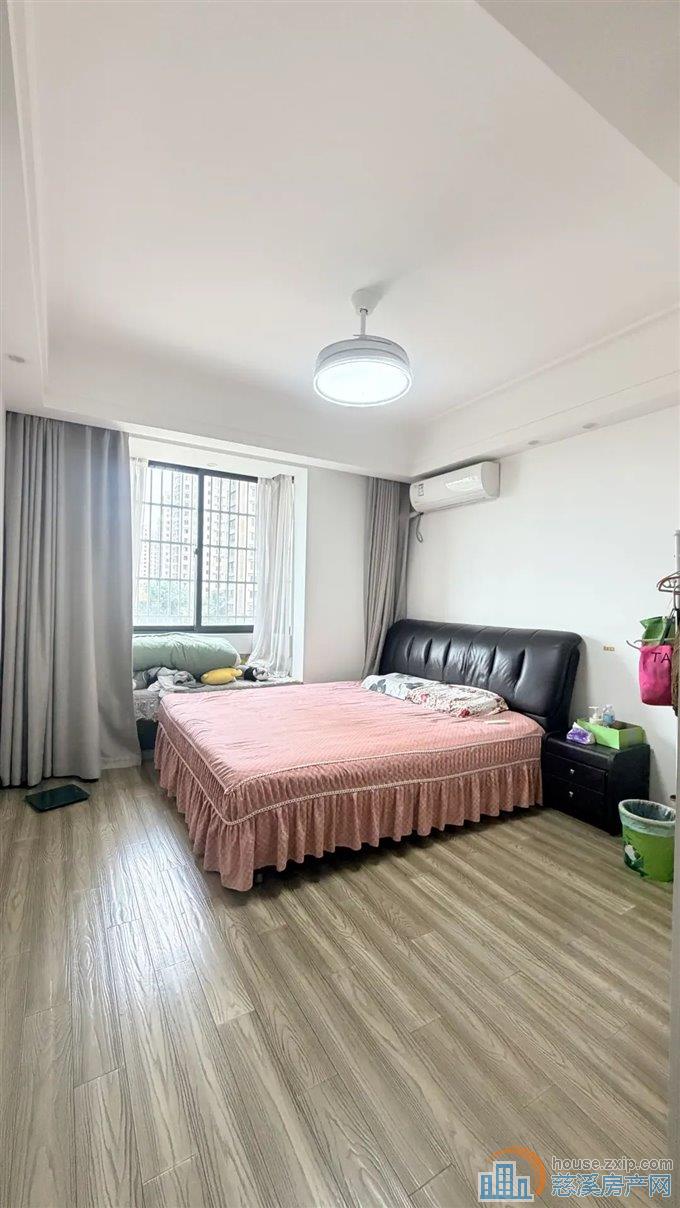 明月佳苑 91平精装 96.8万急卖特价