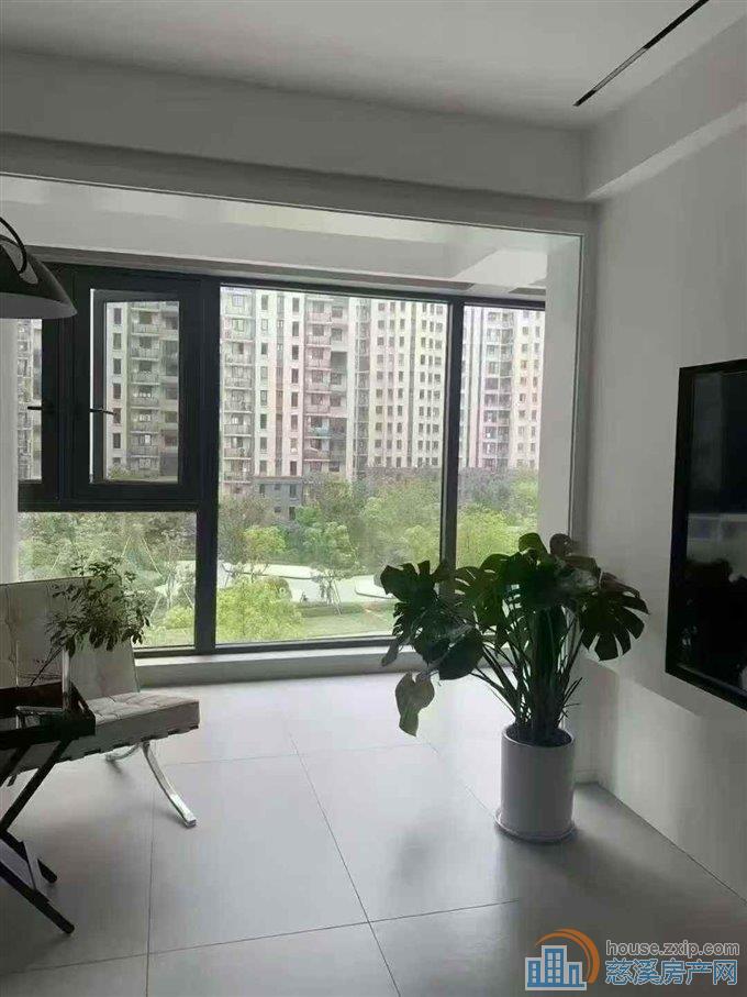 青樾府131平方全新现代极简风精装