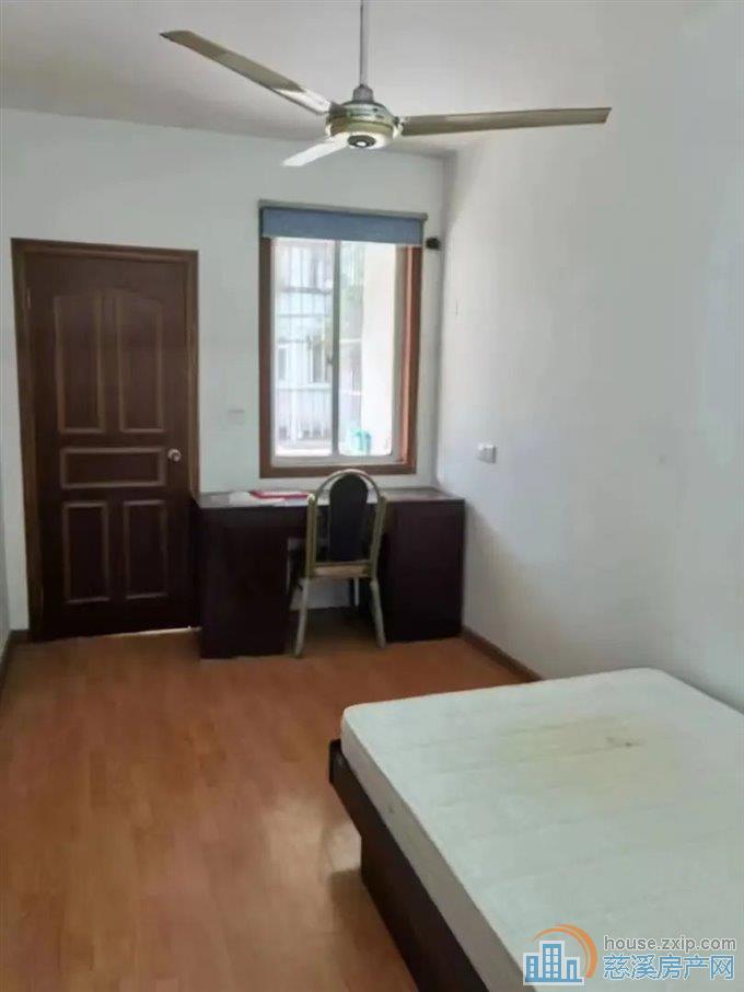 城东上林书包房57精装2室拎包入住