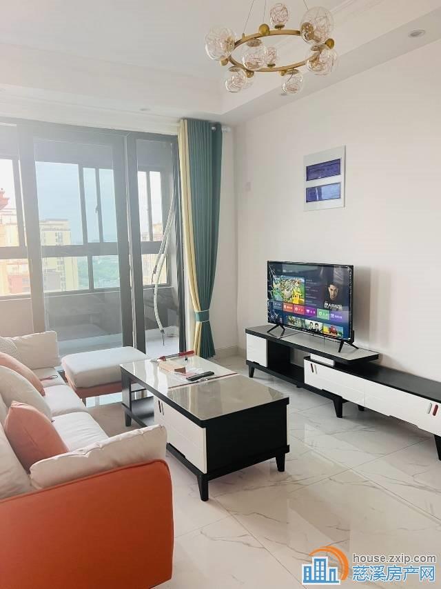 特价青樾府3室2厅2卫一书房2800直接