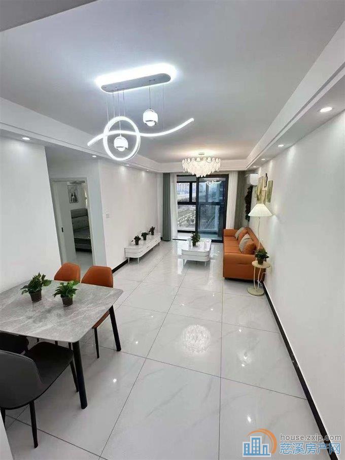 浔筑三室两卫全新精装首次出租