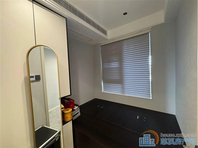 誉林府精装修拎包入住213万