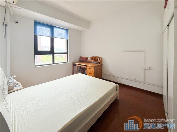 橡树湾128平205万洋房位置好