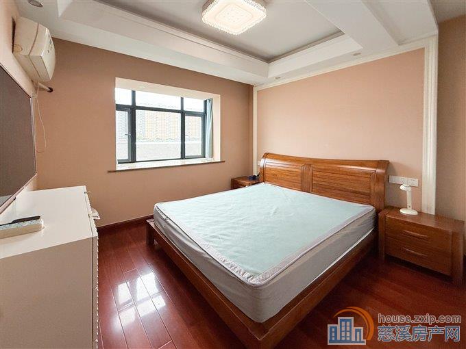 银桂苑142平9层洋房 精装送车位198