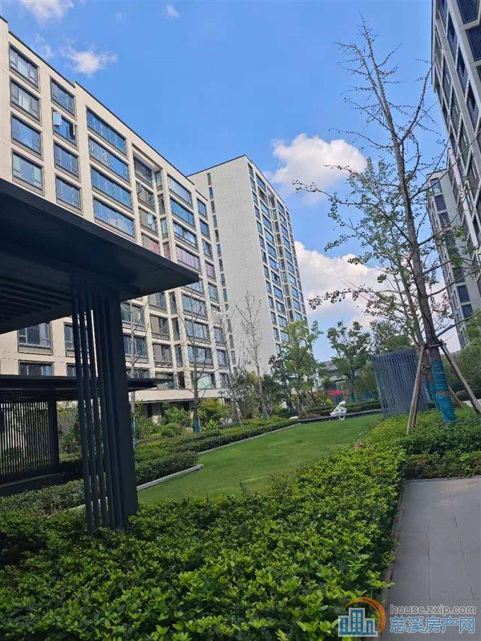 新城河旁边红星檀府140+车位直接钥匙在