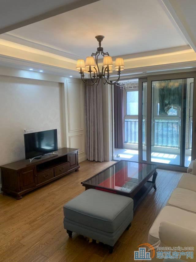 太子湾低楼层豪装160平3室2厅2卫车位