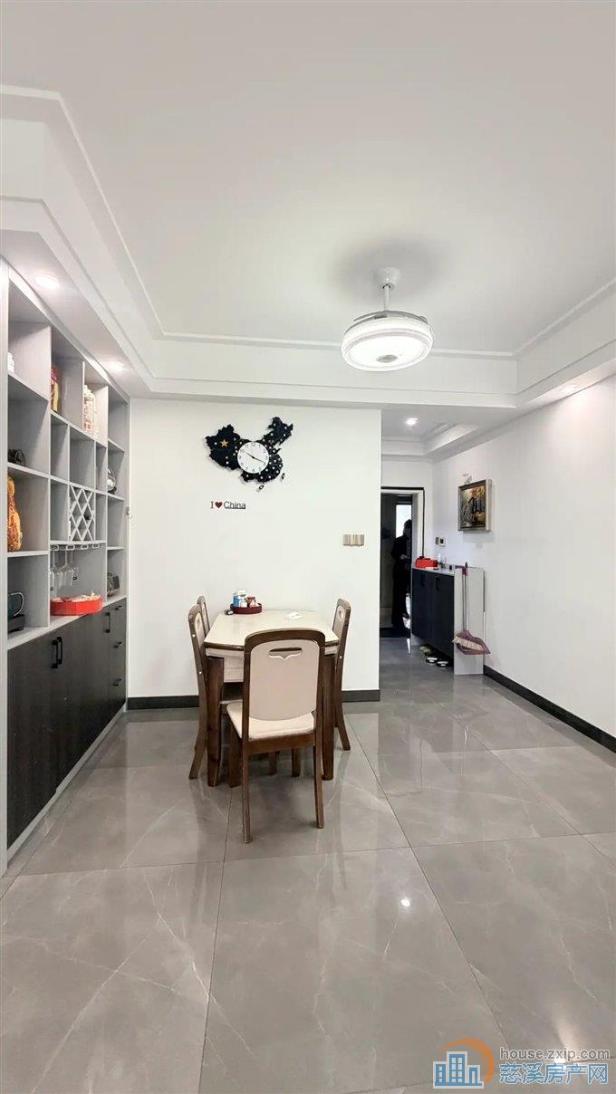 明月佳苑 91平精装 96.8万急卖特价