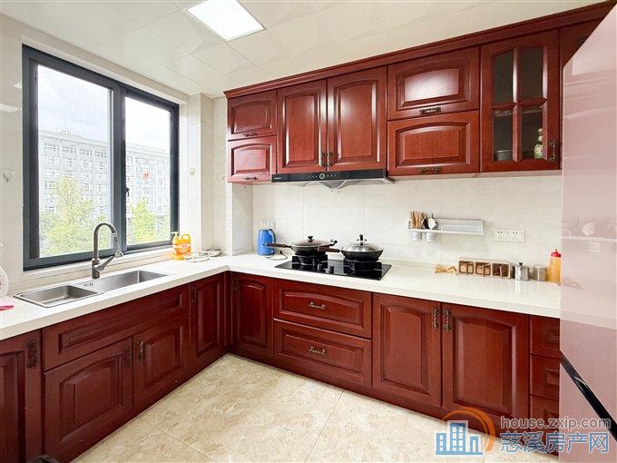 银桂苑 精装洋房 带车位 得房率高