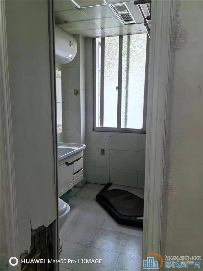 城东新村多套精装二室600元1100元